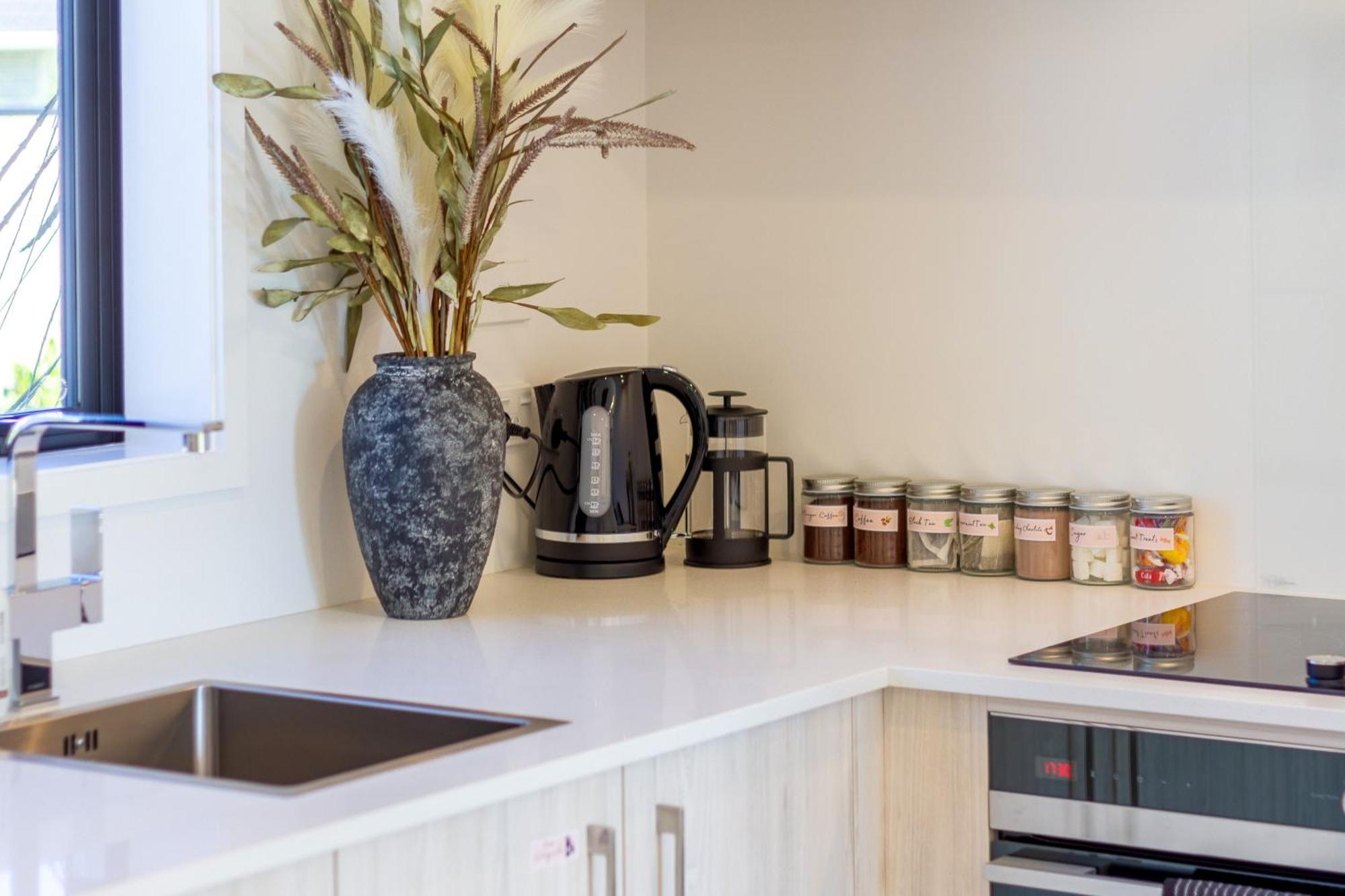 Escape At The Park: 1 Bed 1 Bath W/Carpark Apartment Christchurch Ngoại thất bức ảnh